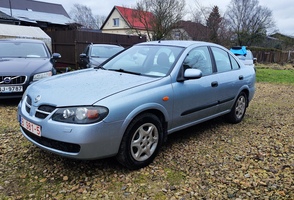 2004 Nissan Almera